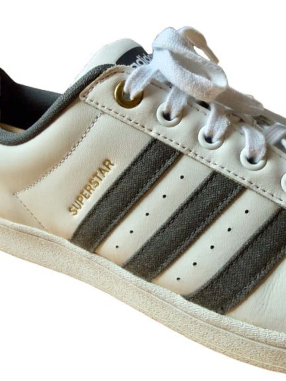 Adidas Superstar White Carbon Gold Men’s 10.5 Sneakers VG Condition ID1712